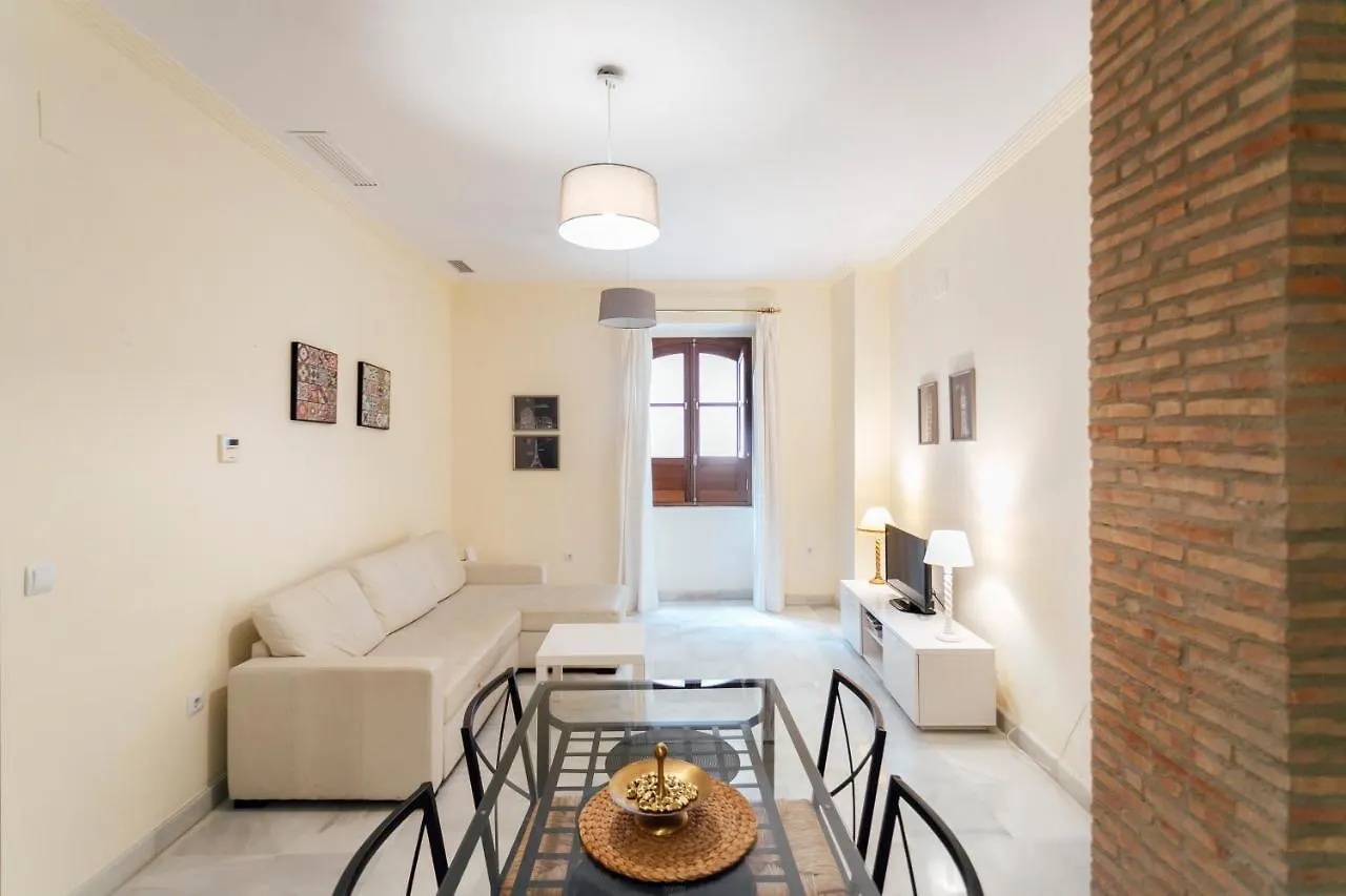Alohamundi Zaragoza IV Apartment Seville